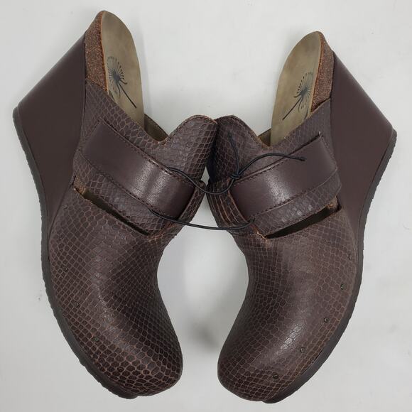 🤎 OTBT Rusk Brown Leather Buckle Wedge Mules 10 - Picture 7 of 13